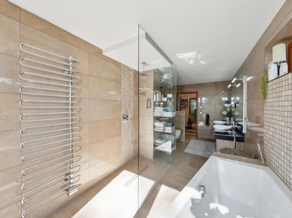 Badezimmer EG Ansicht I