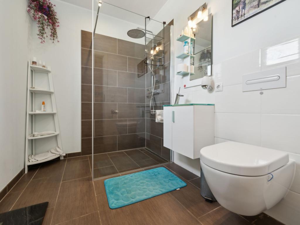 Dusche-WC - EG