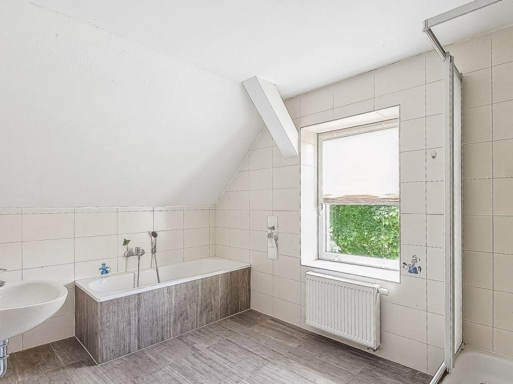 Bad Dachgeschoss
