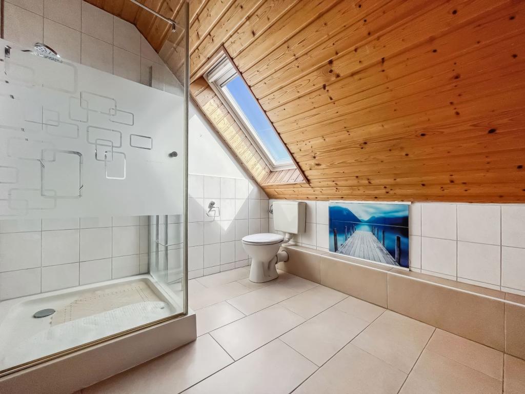 Badezimmer Dachgeschoss