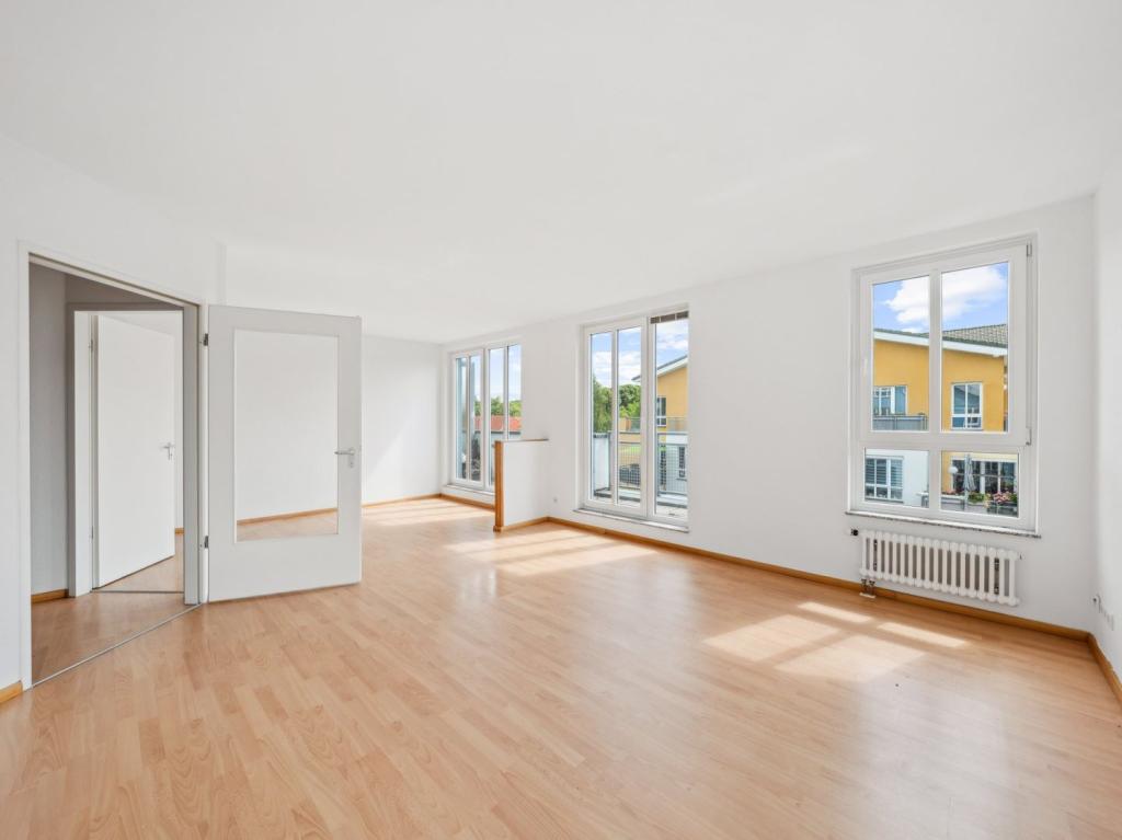 Wohn- und Esszimmer II