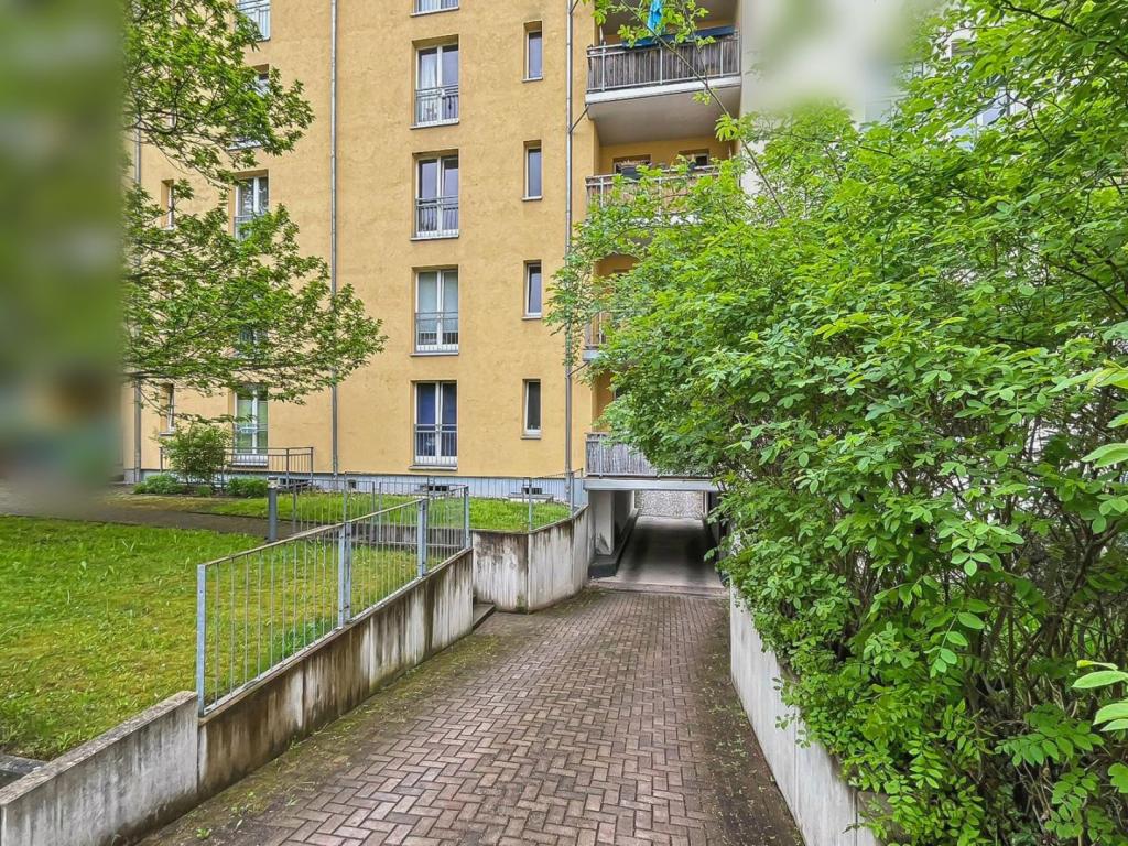 Zufahrt Stellplatz