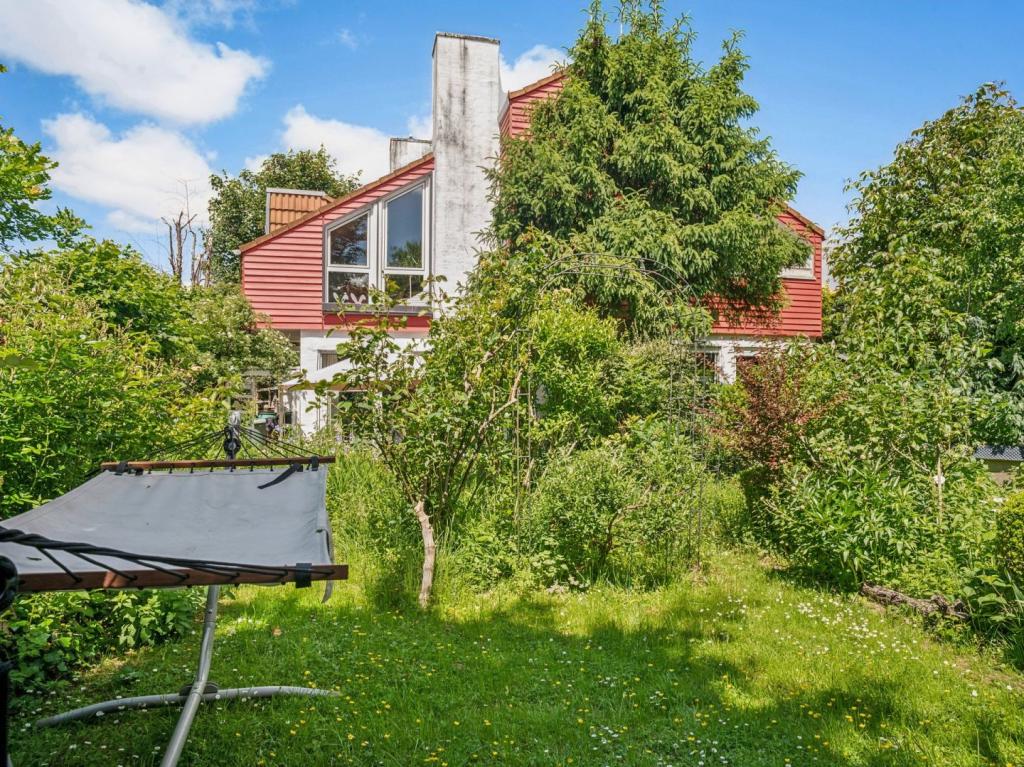 Rückansicht und Garten
