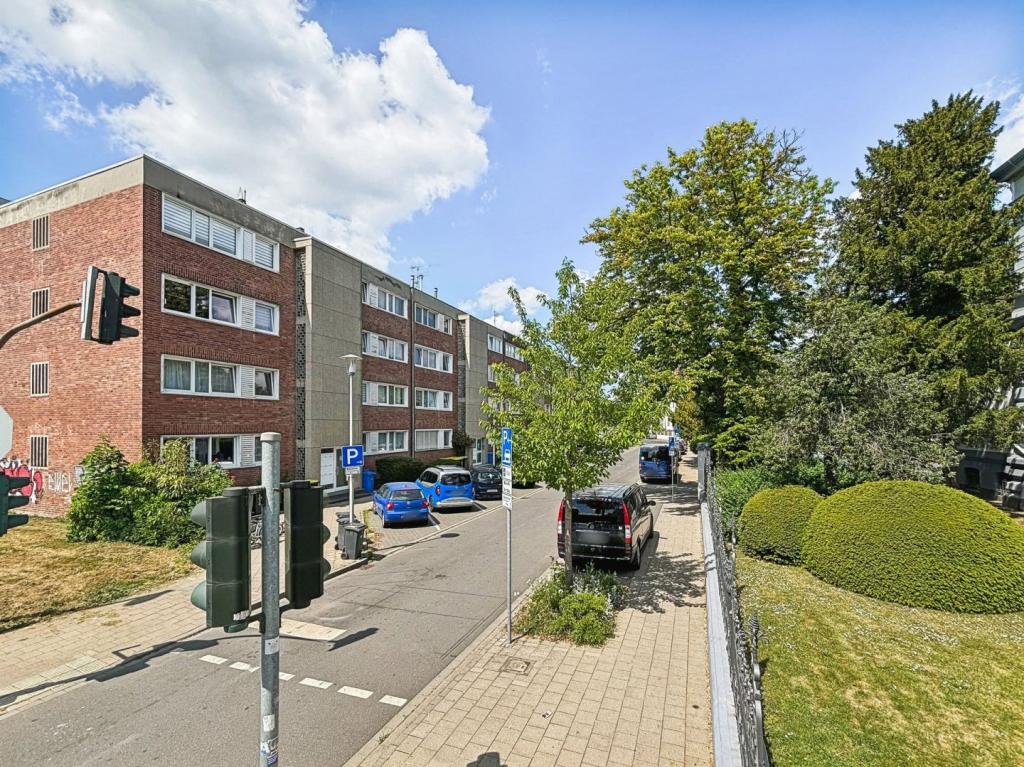 Straßenansicht