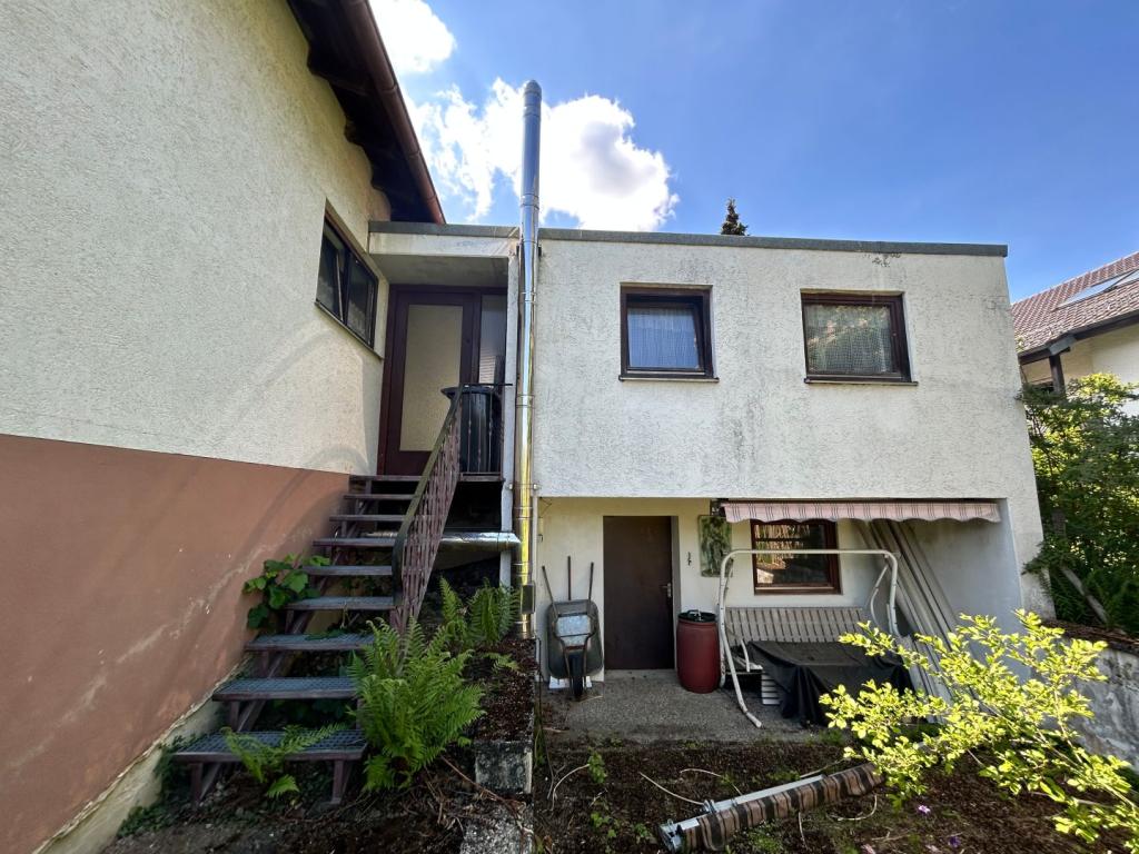 Freizeitraum unter der Garage