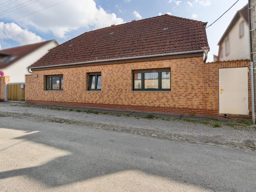 Straßenansicht