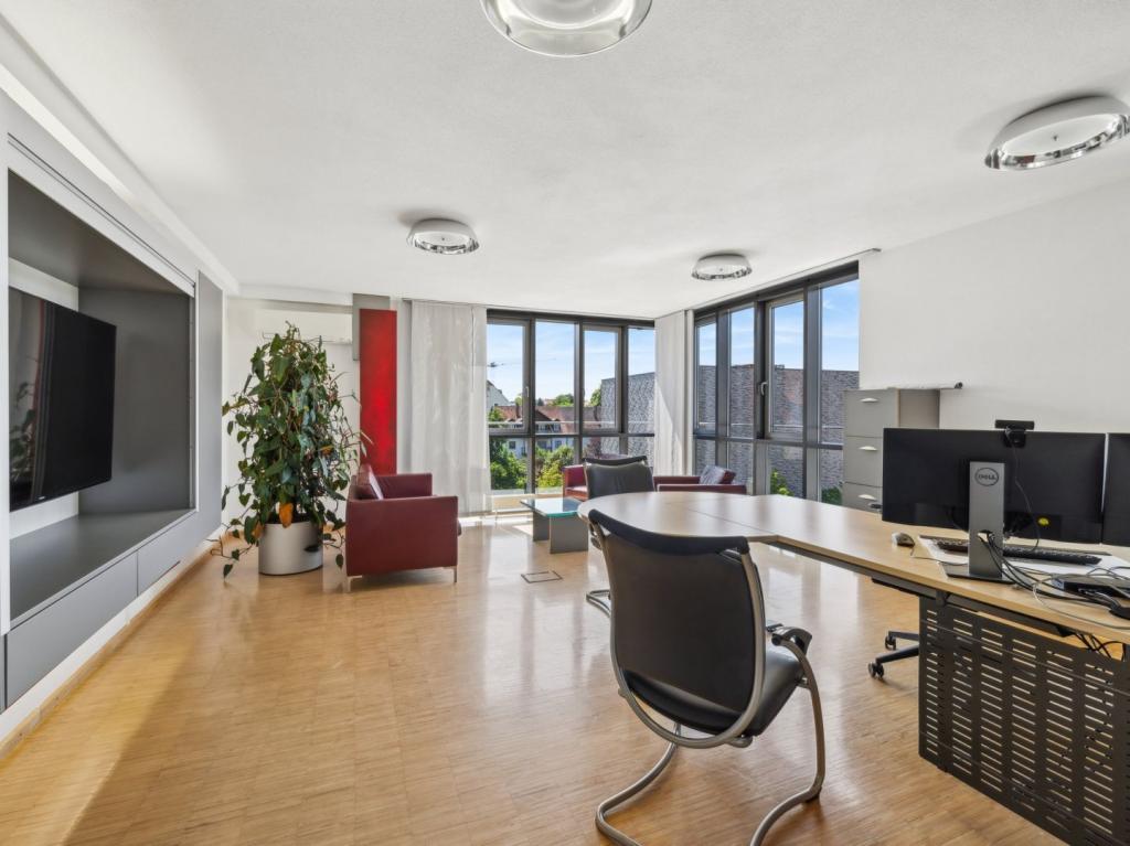 Büro Ansicht III