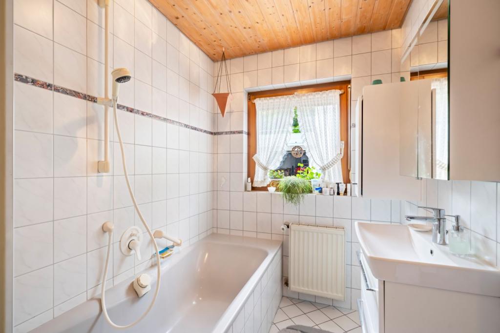 Badezimmer Erdgeschoss
