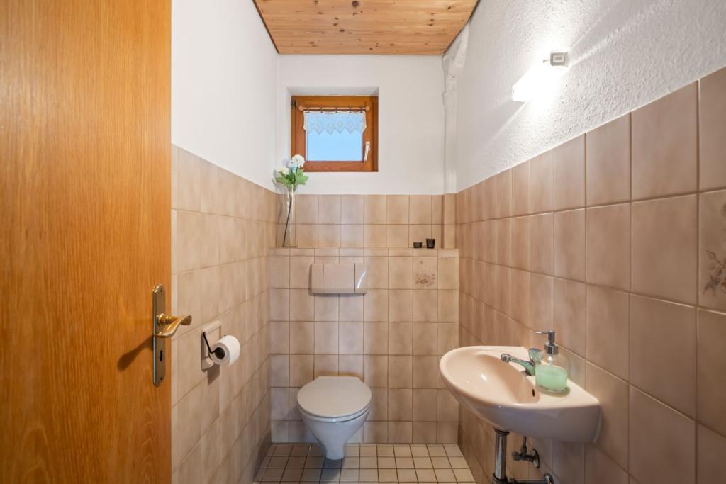 Gäste- WC Untergeschoss