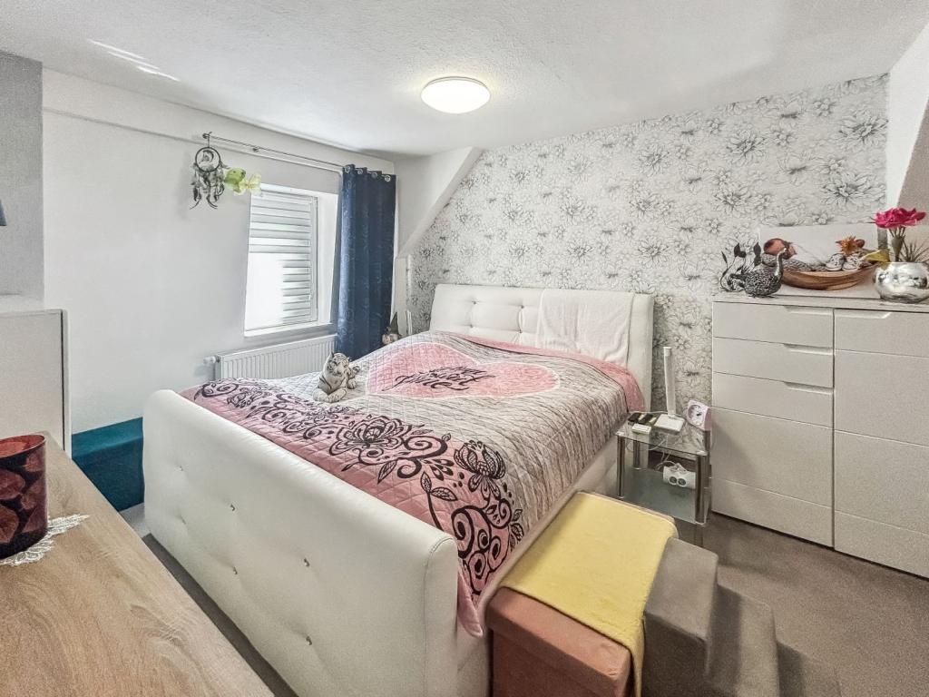 DG - Schlafzimmer