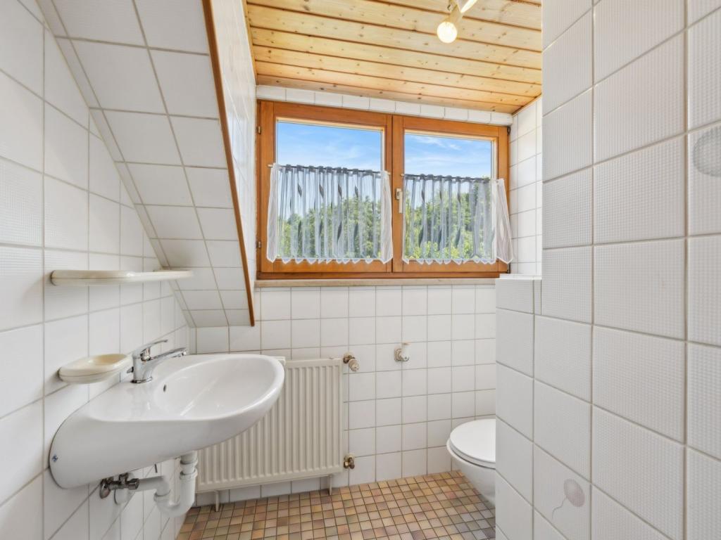 DG WC
