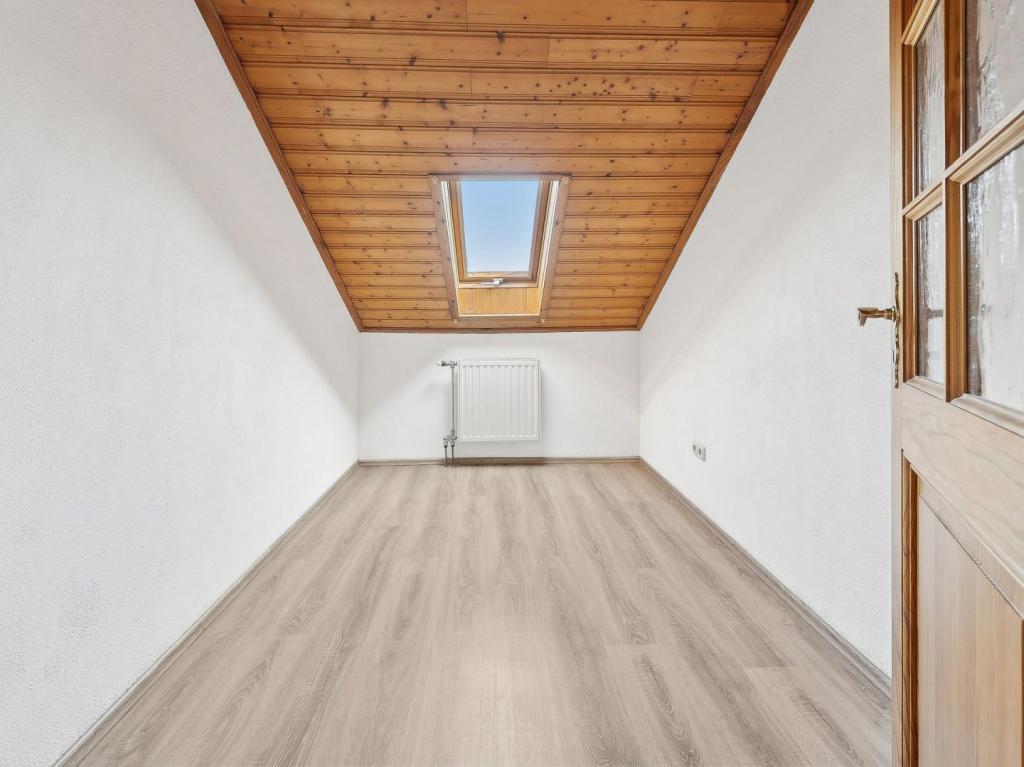 Zimmer III DG