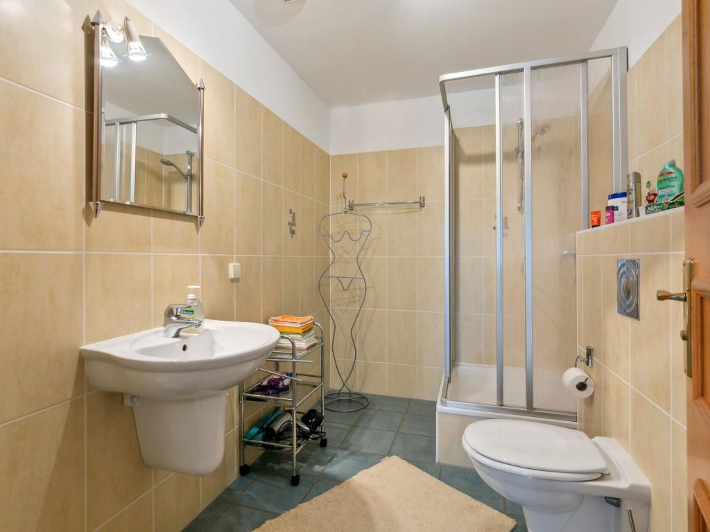 Bad und Ankleidezimmer_1