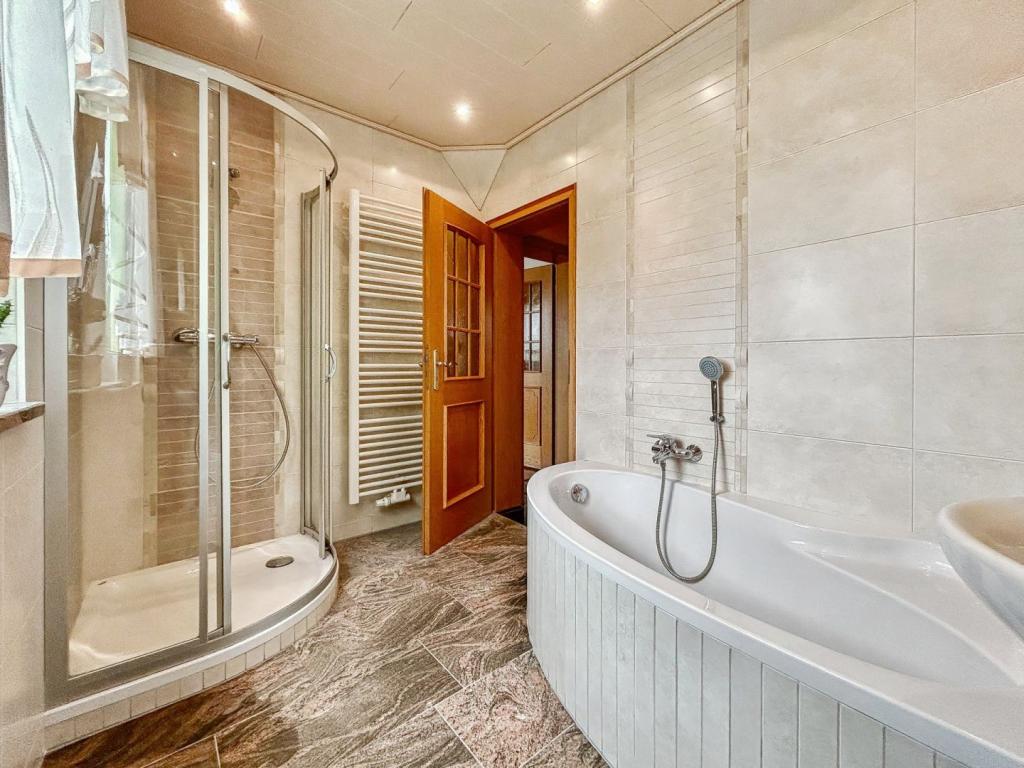 Badezimmer - Ansicht 2