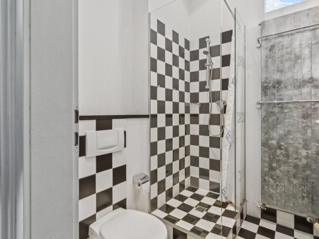 Badezimmer Ansicht 2