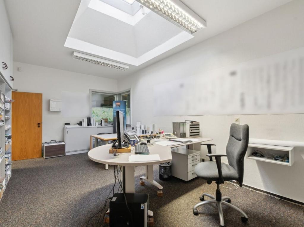 Büro I