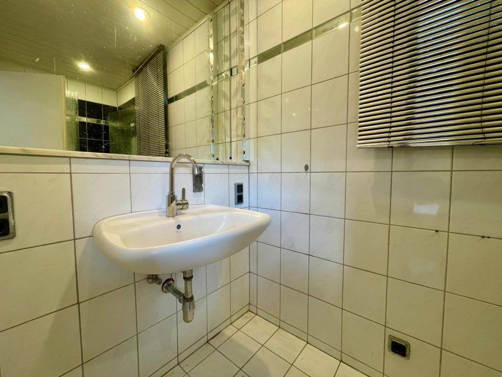 Bad Schlafzimmer EG