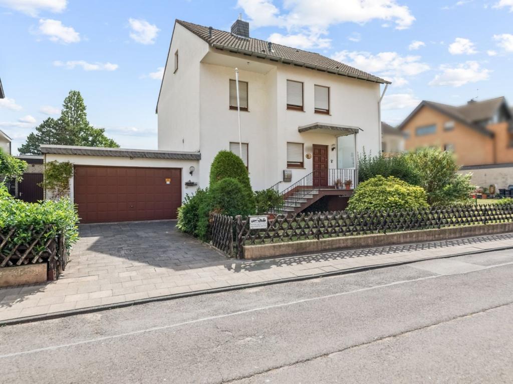 freistehendes Einfamilienhaus