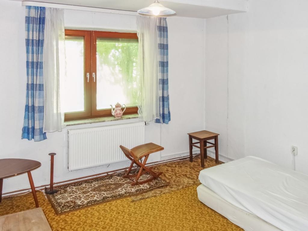Zimmer I EG