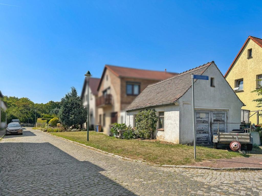 Straßenansicht II