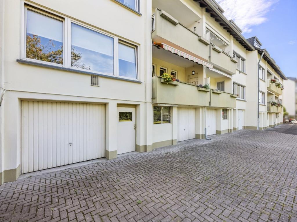 Garagenzufahrt