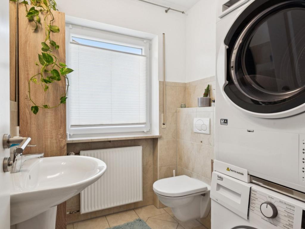 Badezimmer OG mit sep. WC_2