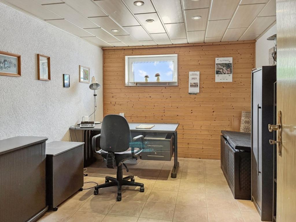 Arbeitszimmer Kellergeschoss