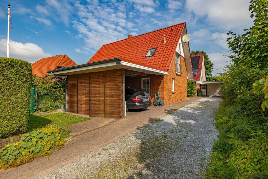 Straßenansicht