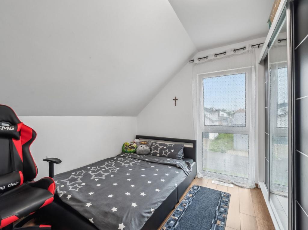 OG - Kinderzimmer 1