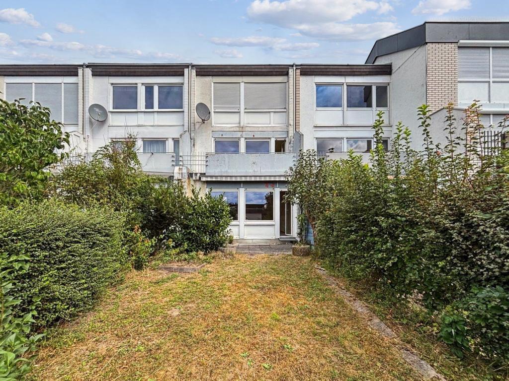 Rückansicht mit Garten