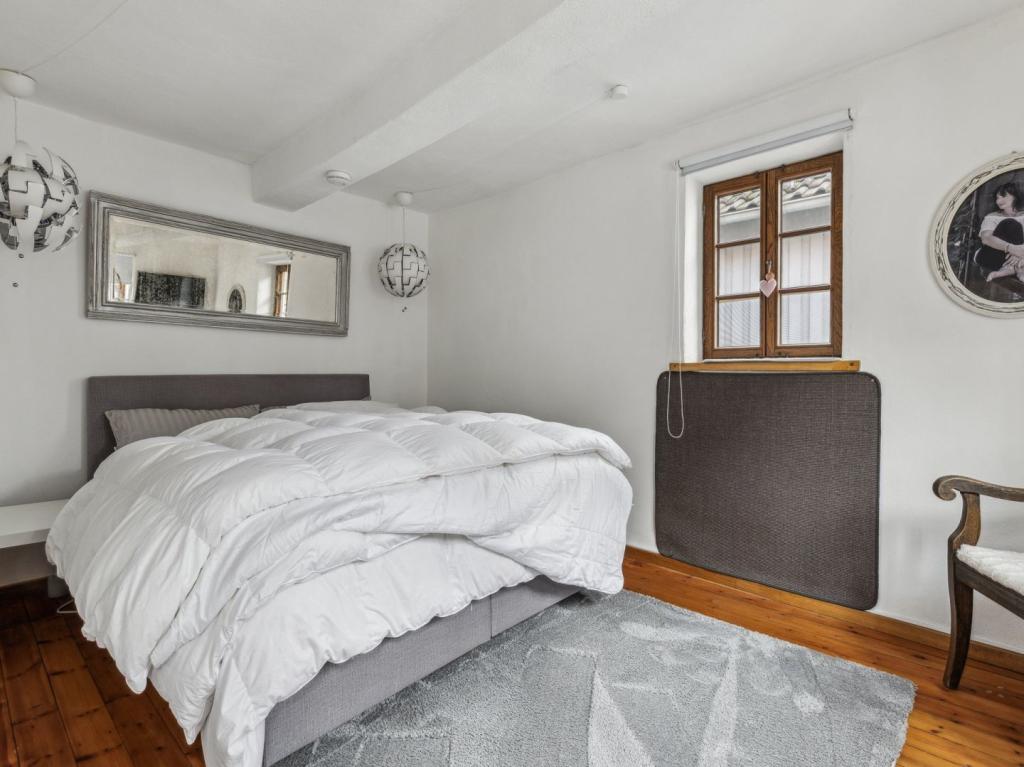 Schlafzimmer 1