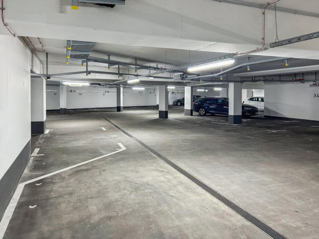 Tiefgarage mit Stellplatz_1