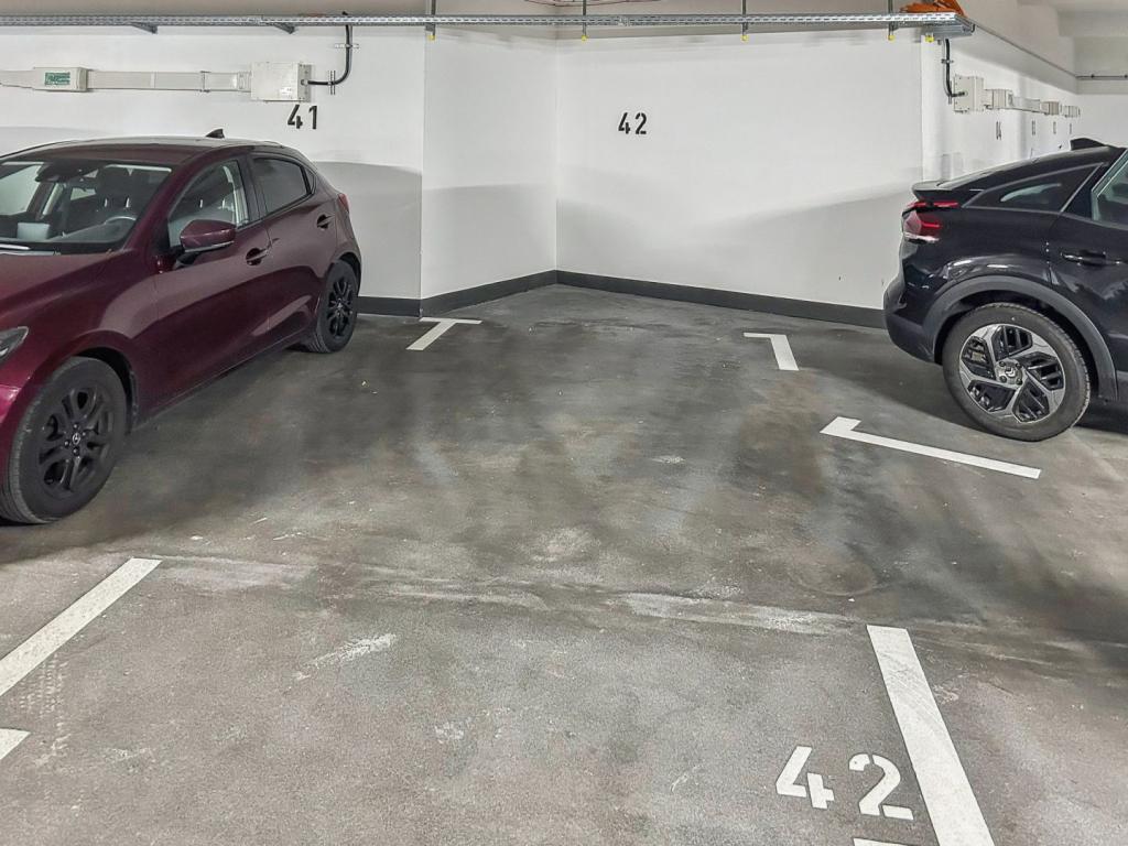 Tiefgarage mit Stellplatz_2