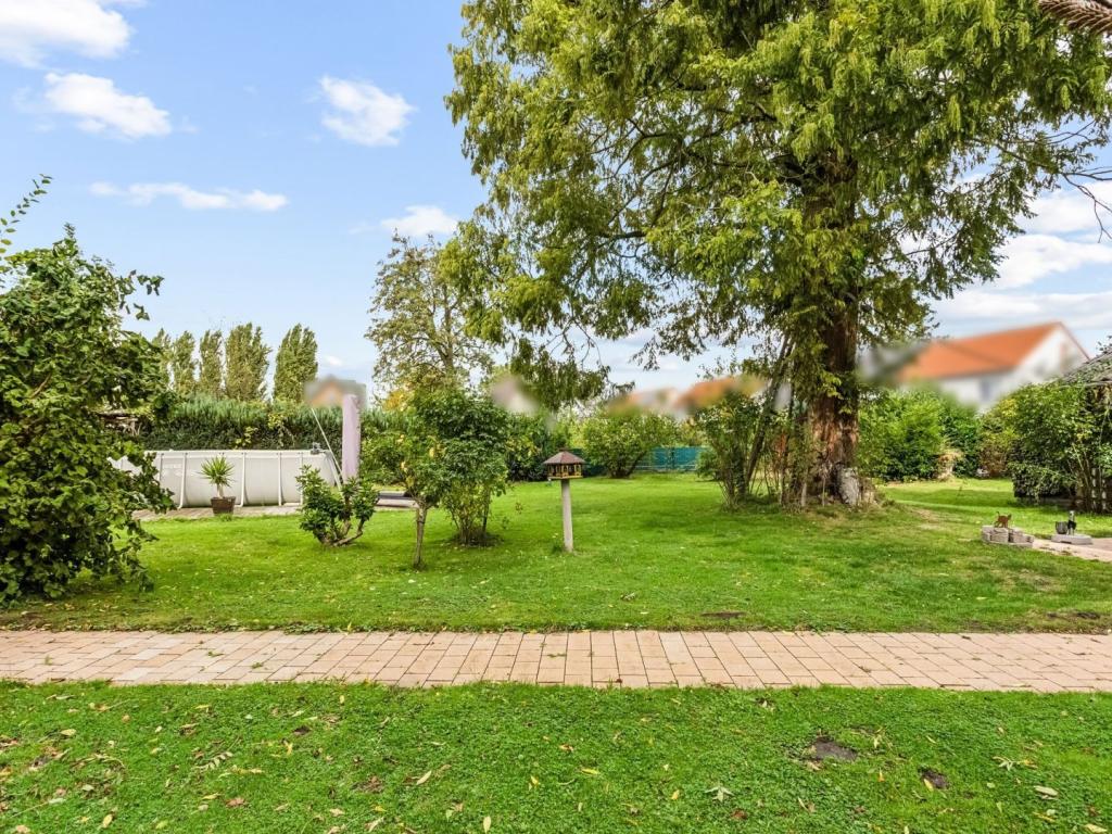 Grundstücksansicht 5