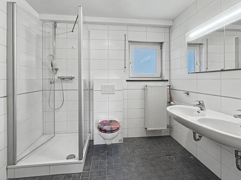 Charmante Erdgeschosswohnung im Zweifamilienhaus mit viel Platz in Eppingen - Photo 4