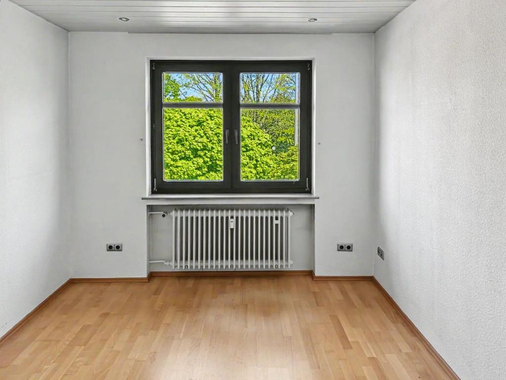 Großzügige 4-Zimmer Mietwohnung mit Balkon im 1. Obergeschoss in Bielefeld-Schildesche - Photo 1