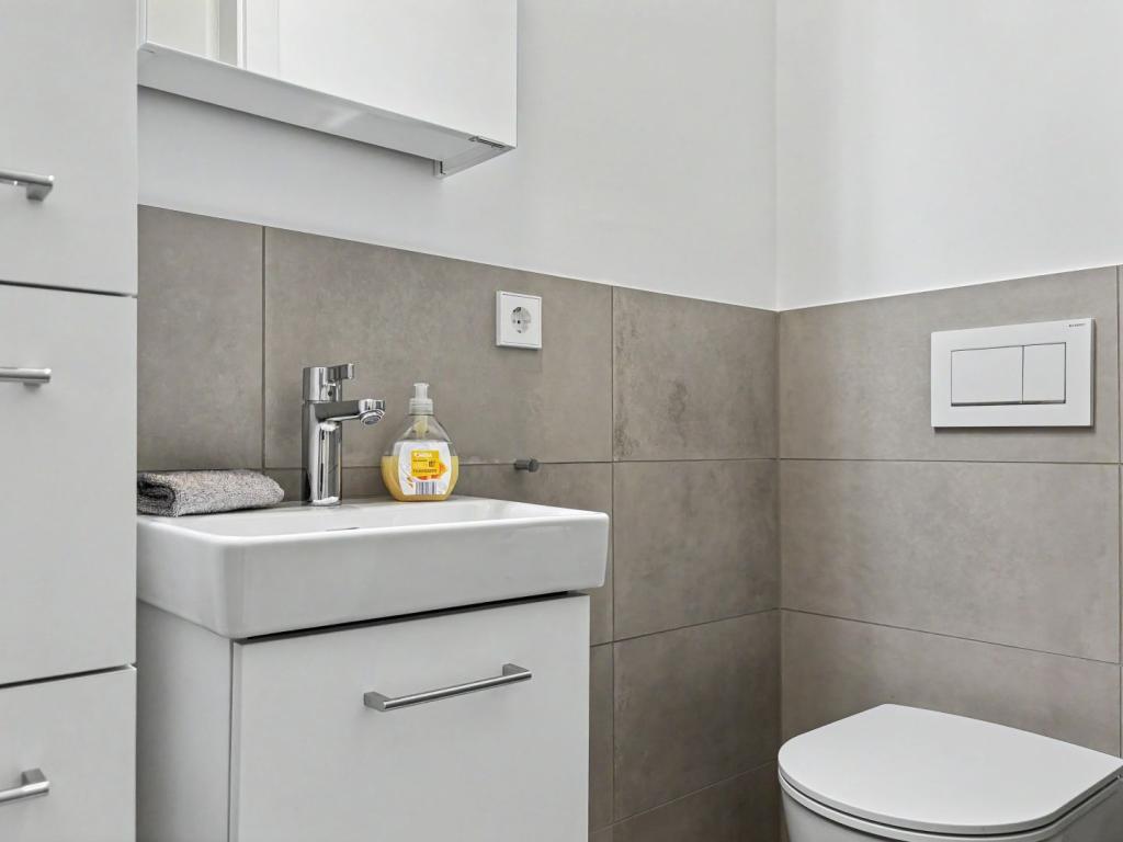 Moderne 5,5-Zimmer-Gartenwohnung in der Pliensauvorstadt - Photo 4