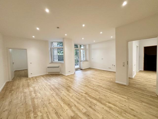 Erstbezug nach Sanierung: 2-Zimmer-Wohnung mit Garten direkt am Oberkasseler-Rheinufer - Foto 2