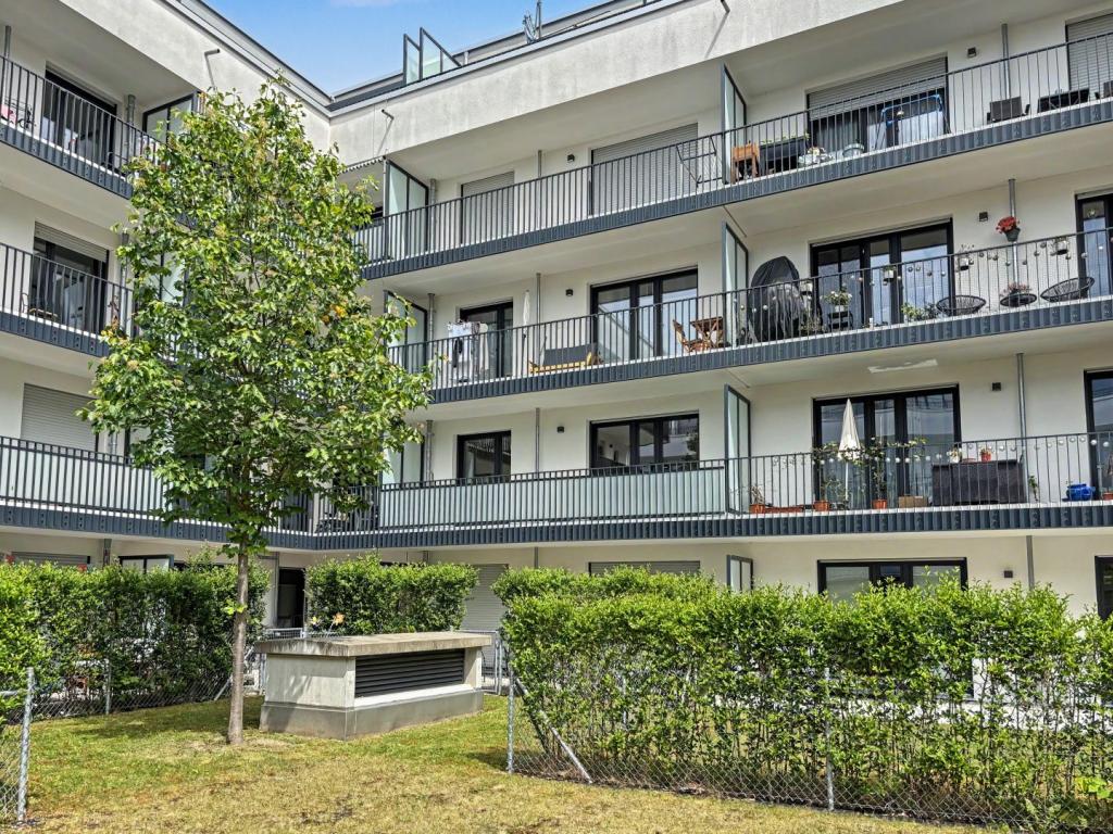 Attraktive 2-Zimmer-Wohnung mit Westbalkon in ruhiger Wohnanlage in Neusäß - Photo 4