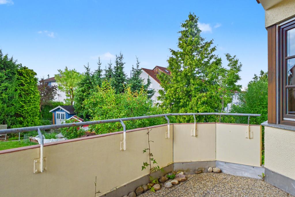 Großzügige 3-Zimmer-Etagenwohnung mit TG-Stellplatz am Blosenberg - Photo 3