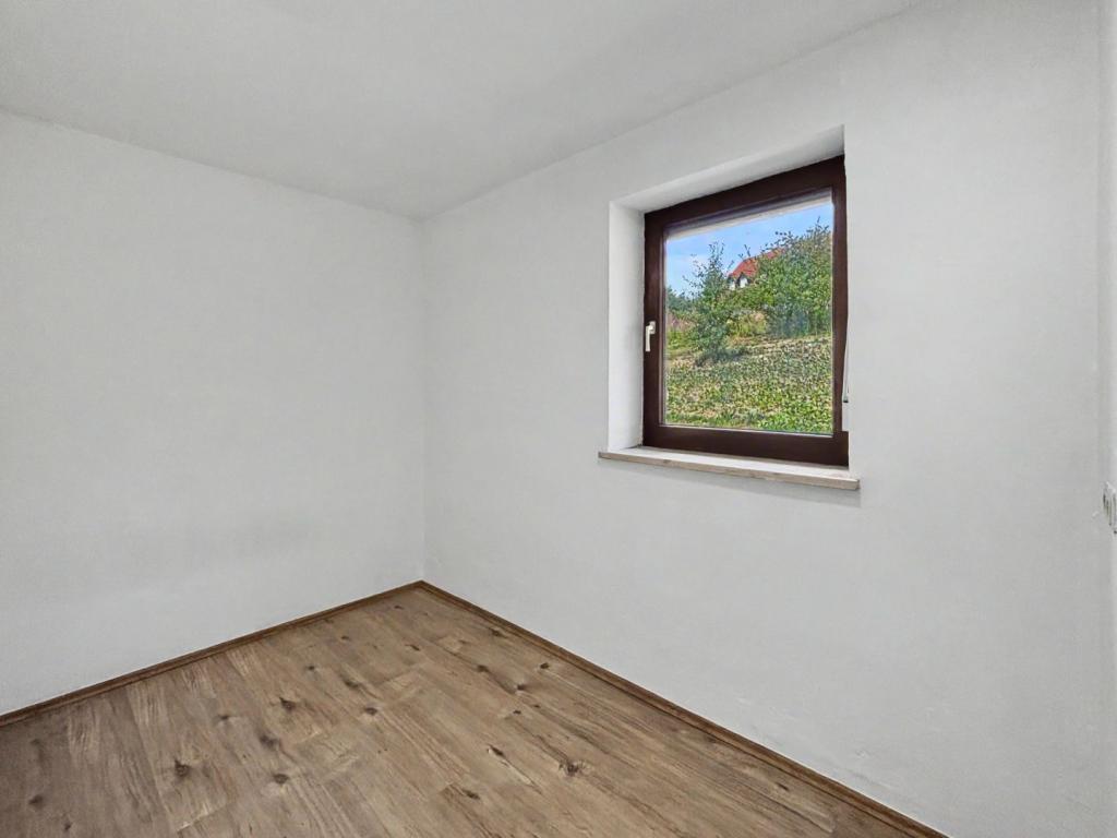 Attraktive Doppelhaushälfte in ruhiger Lage von Nandlstadt - Photo 2