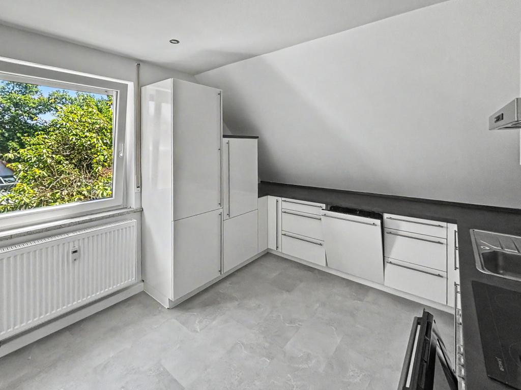 Modernisierte 3-Zimmer-Wohnung mit großem Balkon in Lauf an der Pegnitz - Foto 2