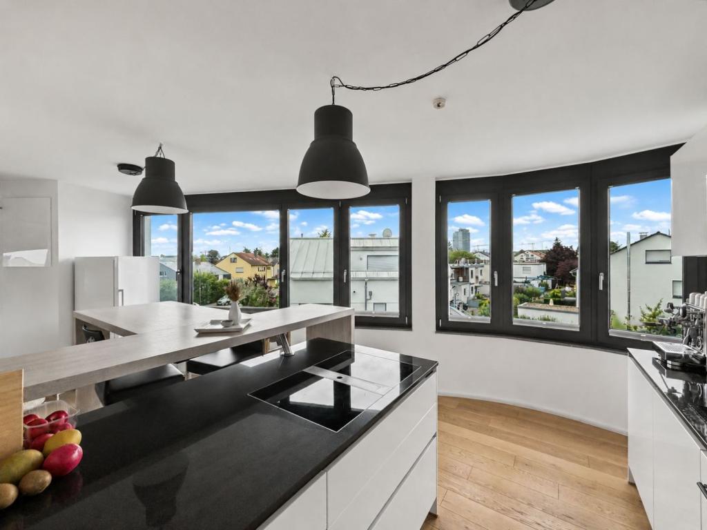 Wohnen auf höchstem Niveau – Exklusives 3,5-Zimmer-Penthouse in Stuttgart-Vaihingen - Foto 4
