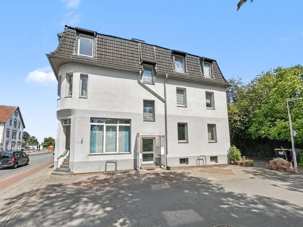 Zentral wohnen und direkt einziehen – 3-Zimmer-Wohnung in Bielefeld Mitte - Photo 3