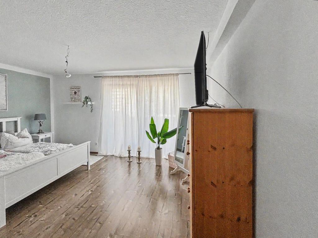 Große 3-Zimmer-Wohnung mit großem Balkon und 1 Garage in Neumünster-Wittorf zu vermieten - Photo 3