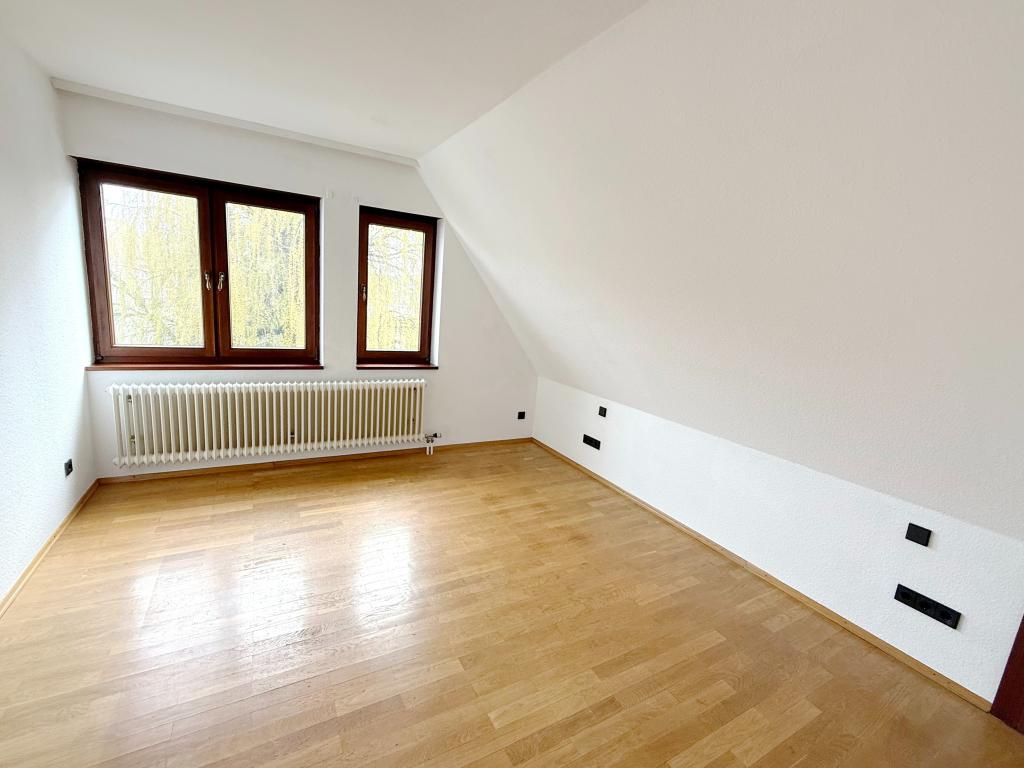 Schöne 2,5 - 3 Zi. Wohnung in Reichenbach zu vermieten! Optional großzügiger Hobbyraum zusätzlich. - Photo 4