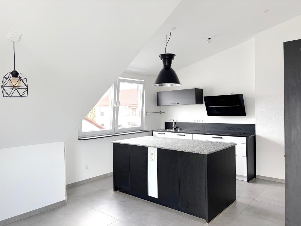 Attraktive 2-Zimmer-DG-Wohnung in Salach zu vermieten - Photo 3
