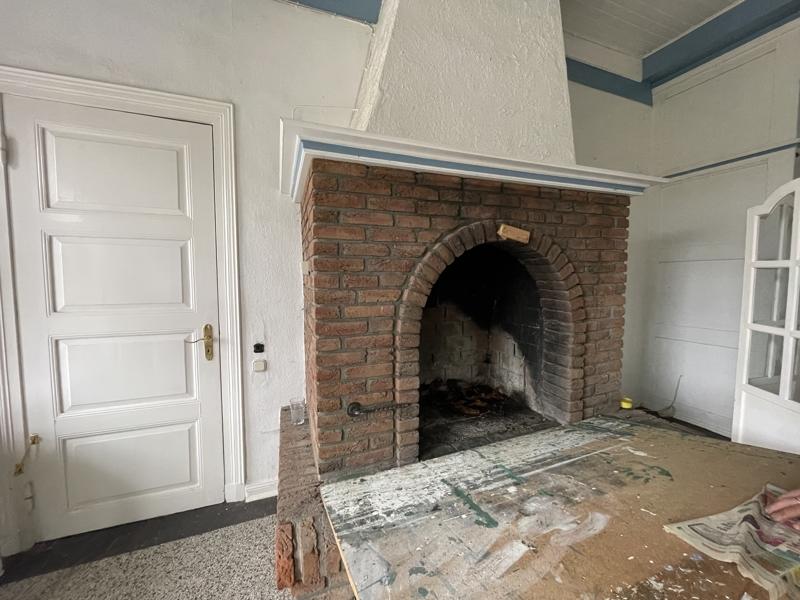 Kamin in der Eingangshalle im EG