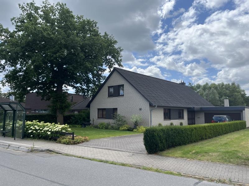 Straßenansicht