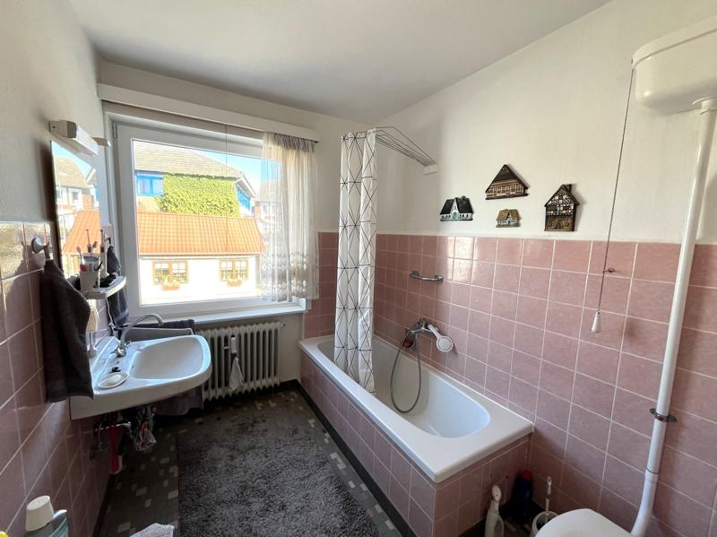 Bad Wohnung OG